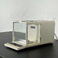 Ohaus Analytical Plus Balance image 1